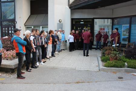 POD LIPO NA PREDVEČER DNEVA DRŽAVNOSTI 1